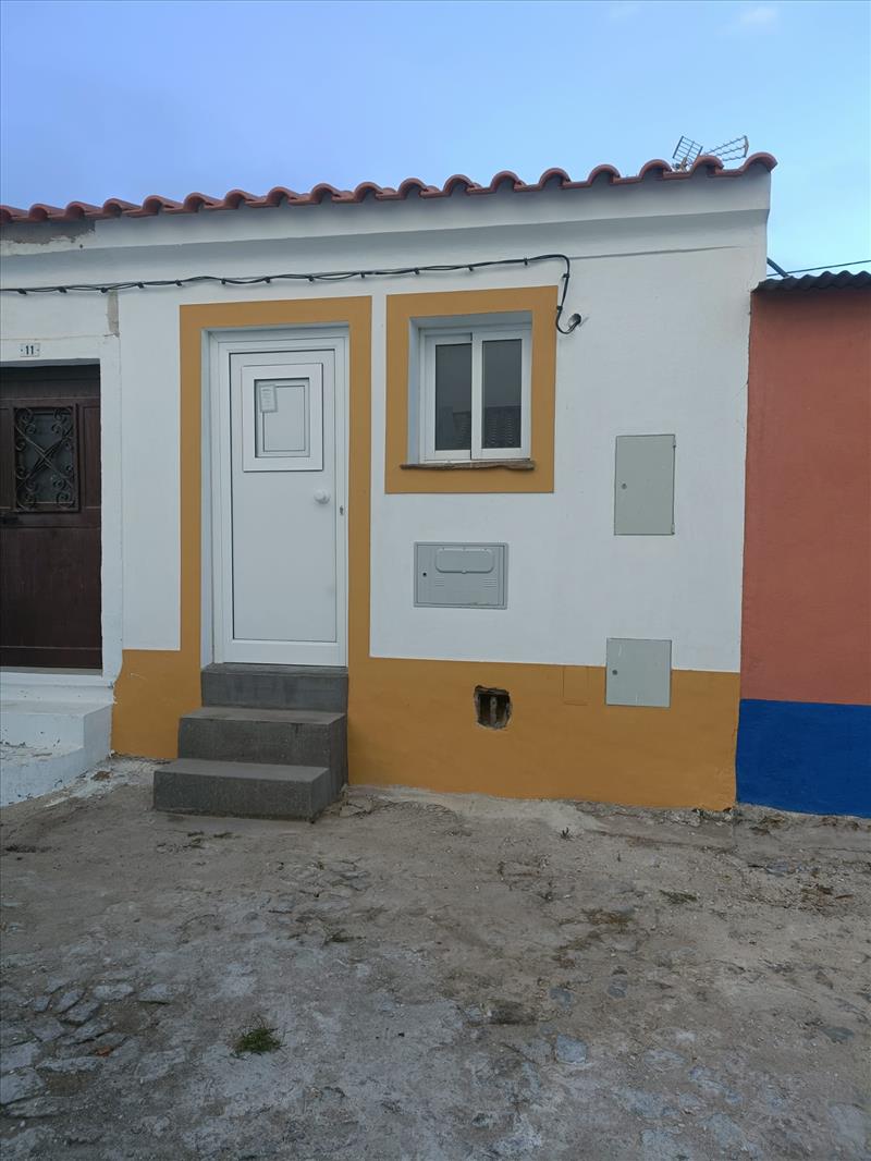 Português, Espanhol e Inglês